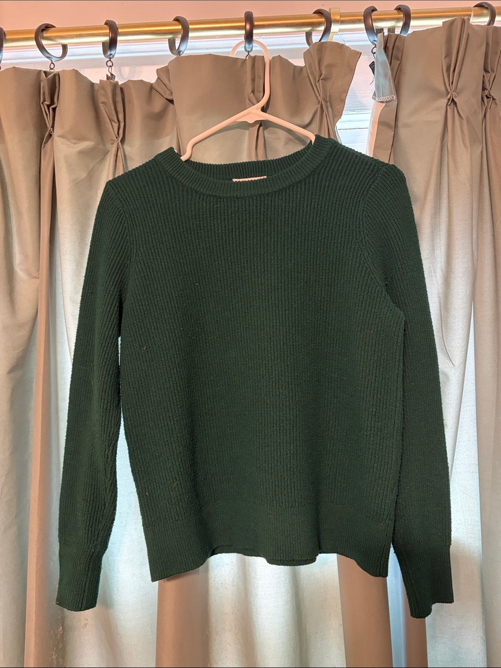 crown & ivy Dark Green Ribbed Crewneck Sweater